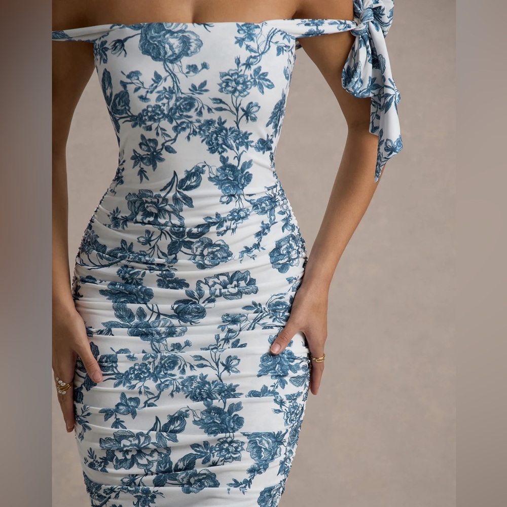 Club L London White with Blue Porcelain Floral Print Bardot Bodycon Midi Dress - Picture 9 of 9